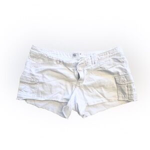 Women’s American Eagle Outfitters White Cargo Shorts Size 12